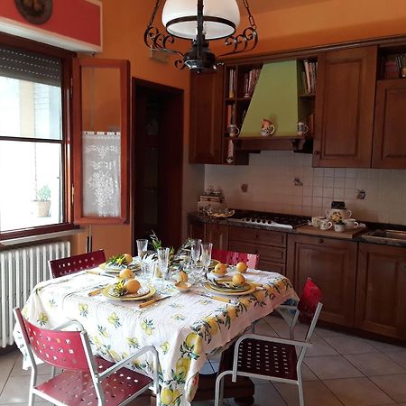 Kevin House Villa Marlia Kültér fotó