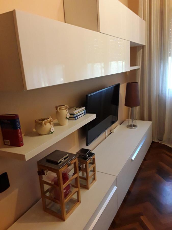 Kevin House Villa Marlia Kültér fotó